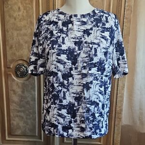 Essential Antwerp Navy Abstract Print Short Sleeve Top With Back Zipper